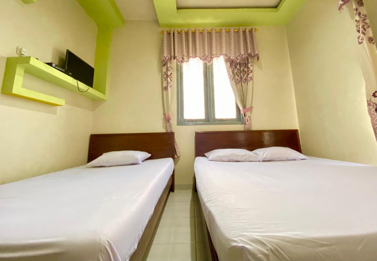Srikandi Syariah Dieng Redpartner 2* Diyeng